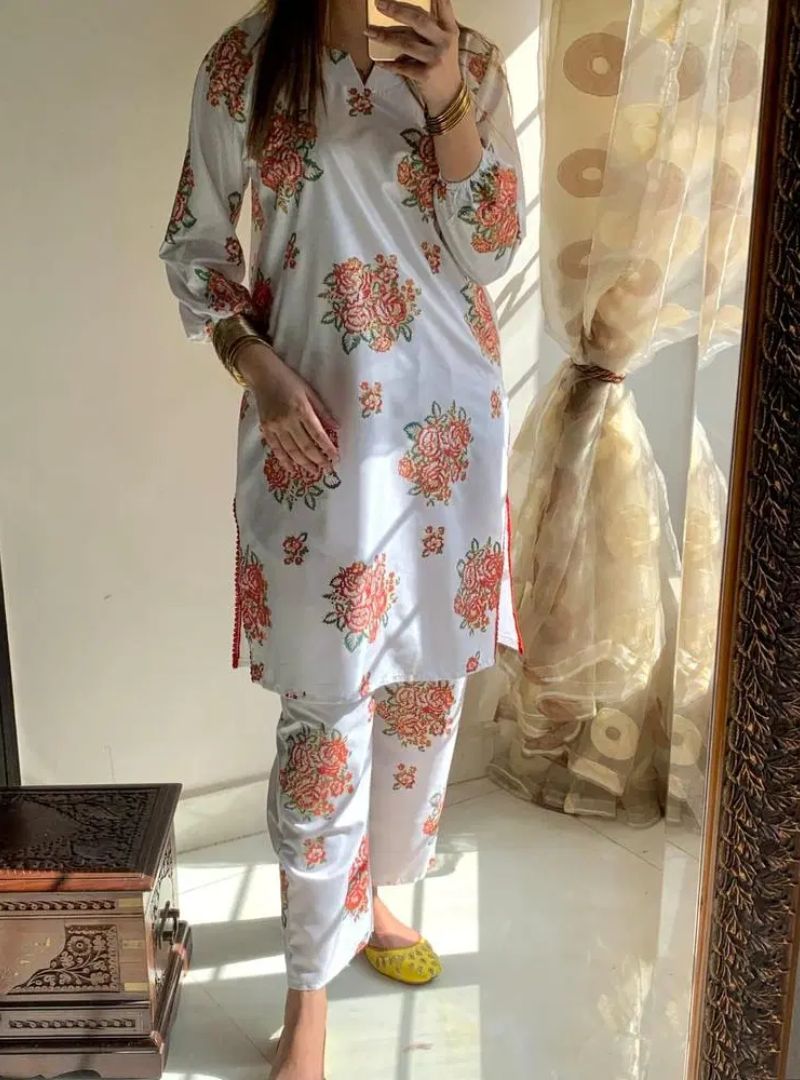 Lucknowi Style Stitched Linen